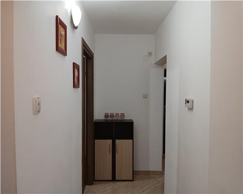 Apartament DECOMANDAT  in Sibiu, 2 camere , BUCATARIE SEPARATA - Turnisor-Str.Alba Iulia