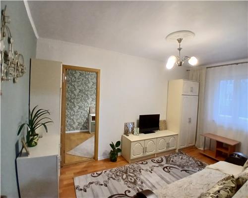 COMISION 0%Apartament  renovat, 2 camere, etaj 1 de vanzare in Sibiu zona Stefan Cel Mare