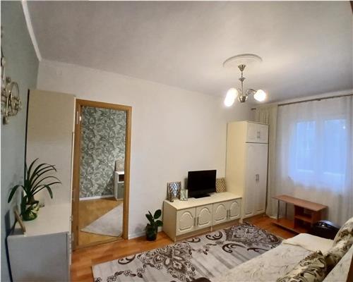 COMISION 0%Apartament  renovat, 2 camere, etaj 1 de vanzare in Sibiu zona Stefan Cel Mare